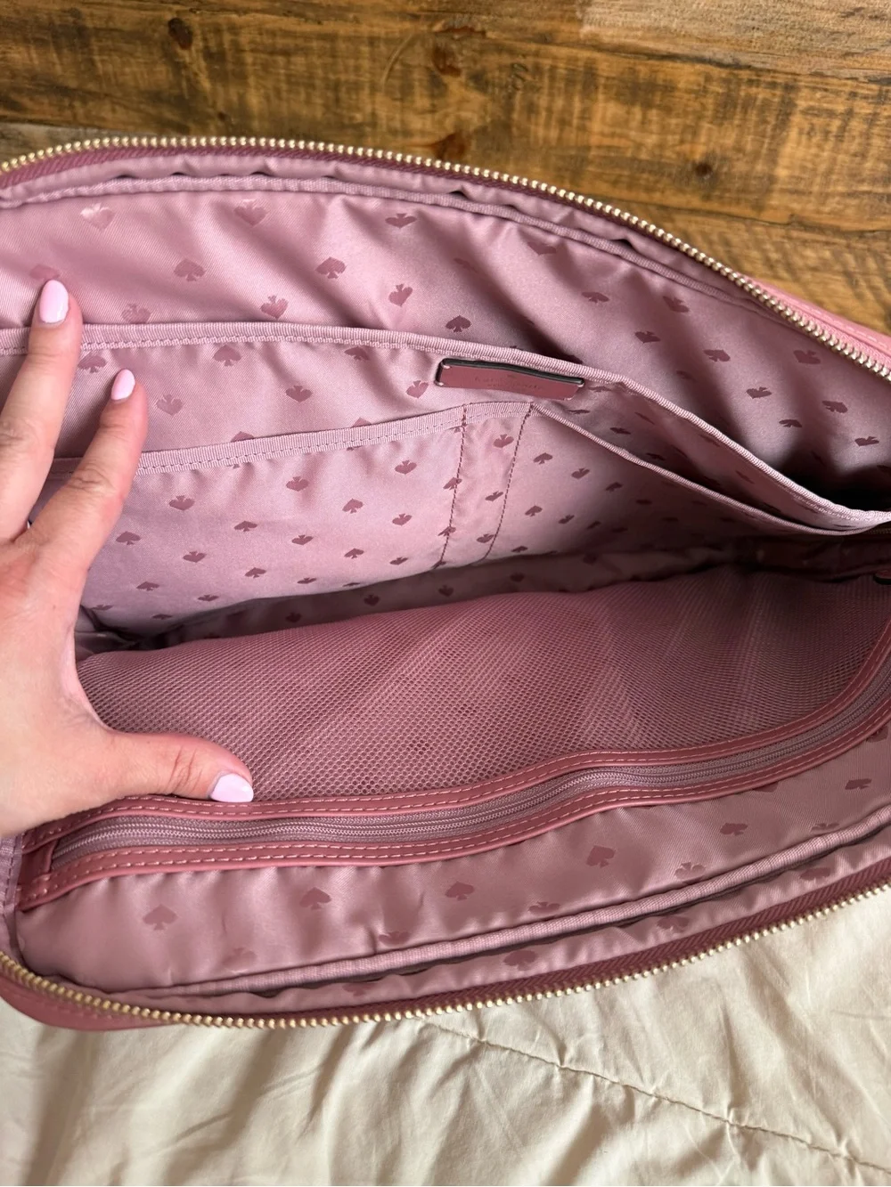 Kate Spade Chelsea Laptop Sleeve Crossbody – Pomegranate Nylon – Strap Included